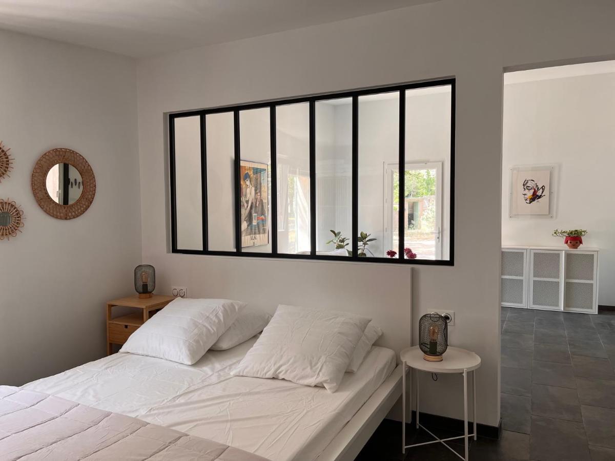 Maisonnette Independante Avec Jardin/Patio Nîmes Dış mekan fotoğraf
